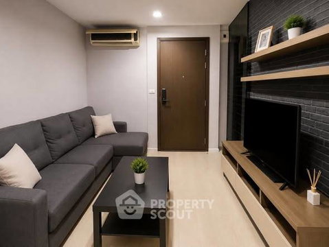 1-BR Condo In Rhythm Sathorn-Narathiwas, Near BTS Chong Nonsi (ID 3067391)