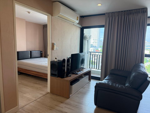 📣 Ladprao 15 ~ Condo for rent near MRT Ladprao 300 meters, 4 minutes walk ~ There is a washing machine,~ There is a  working area ~ Corner room