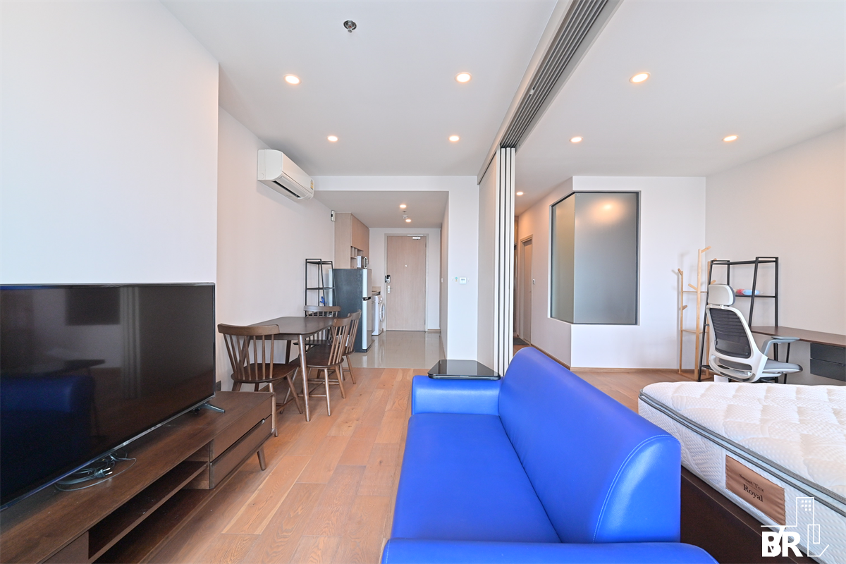 picture High-potential Location, Not as Expensive as You Think Q Chidlom Phetchaburi - 8/10