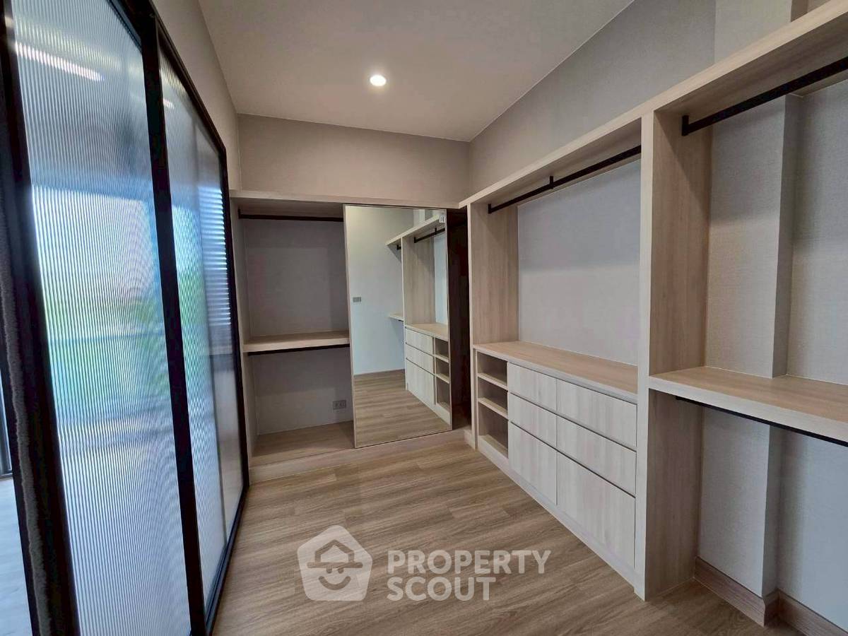 รูป ให้เช่า บ้าน 4 ห้องนอน ใกล้สนามบินสุวรรณภูมิ เขตลาดกระบัง (ID 3057426) - รูปที่ 12/23