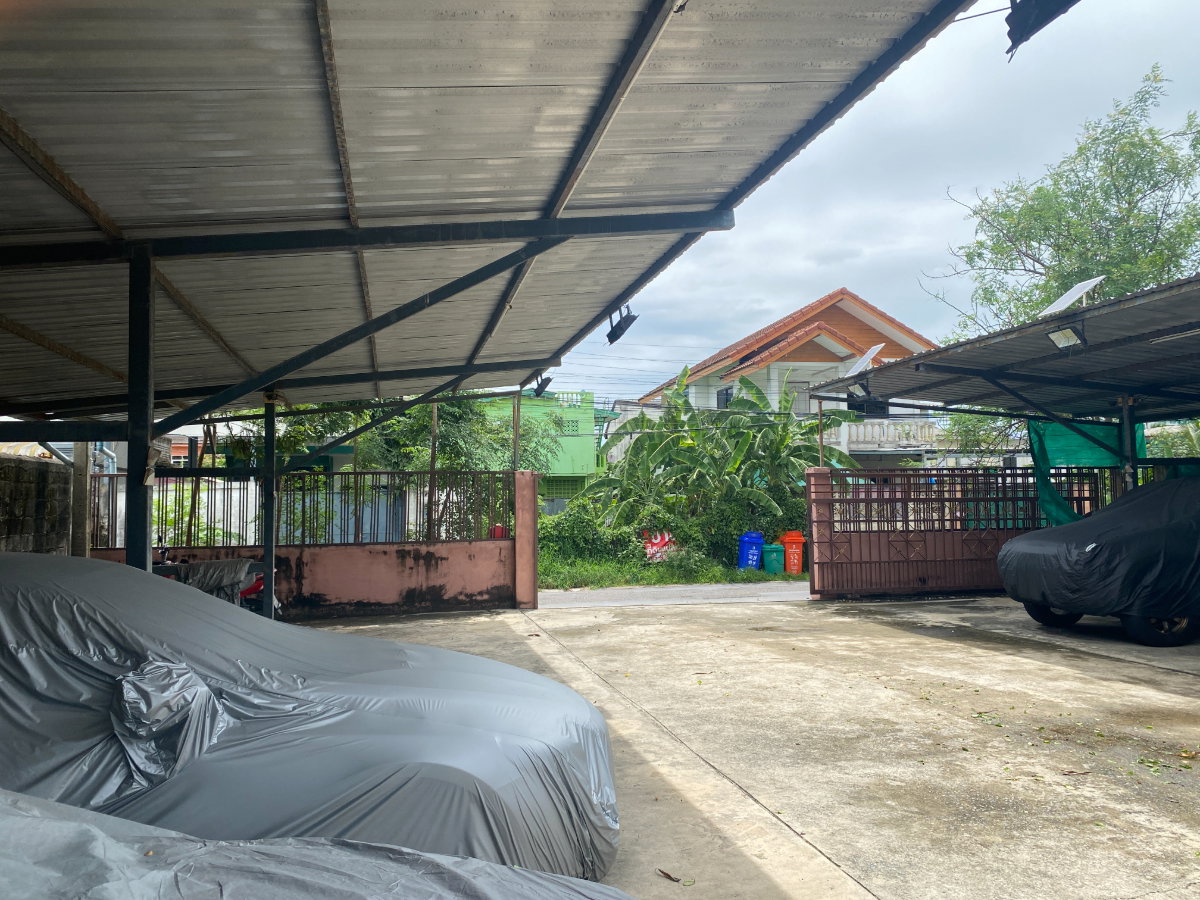 รูป ขายที่ดิน 88 ตารางวา หนองแขม พร้อมโรงจอดรถเช่า สามารถสร้างรายได้ให้ทันที ราคาขายเพียง 3.5 ล้านบาท - รูปที่ 8/9