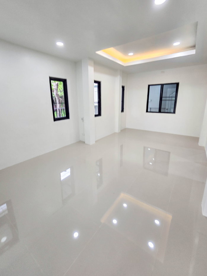 รูป ขายบ้านรีโนเวทใหม่พร้อมเข้าอยู่ หลังมุม กว้าง บ้านฟ้าปิยรมย์ พรีเมียร์ พาร์ค เฟส10 ลำลูกกาคลอง 6 บึงคำพร้อย ปทุมธานี - รูปที่ 24/39