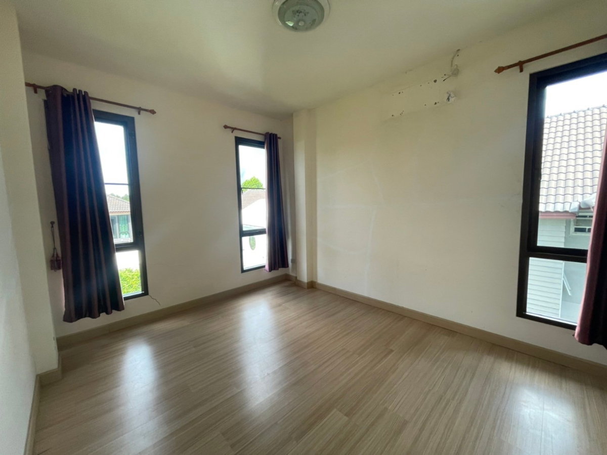 picture For Sale | 2-Storey Detached House  - 18/26