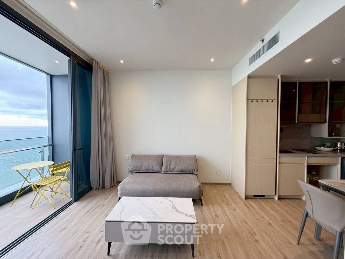 picture 1-BR Condo 15th Floor 38 Sqm AROM WONGAMAT Near Sanctuary of Truth (ID 3068471) - 2/6