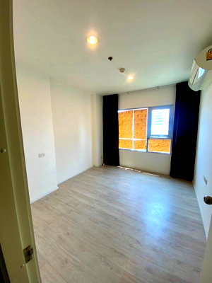 Condos for sale : Aspire Sathorn Thapra【𝐒𝐄𝐋𝐋】🔥Fresh Living: Spacious and airy design, complete with swimming pool and fitness center🔥 Contact Line ID: @hacondo