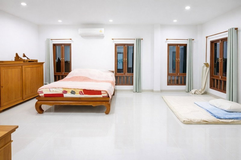 รูป อบต. บางโพธิ์ 1.5กม. สุราษฎร์ธานี ให้เช่า  AIRBNB บนที่ดิน 3 ไร่ คฤหาสน์หรู 3นอน วัดเขาพระอานนท์ 900 ม. เกาะลำพู 4.2 กม. - รูปที่ 5/8