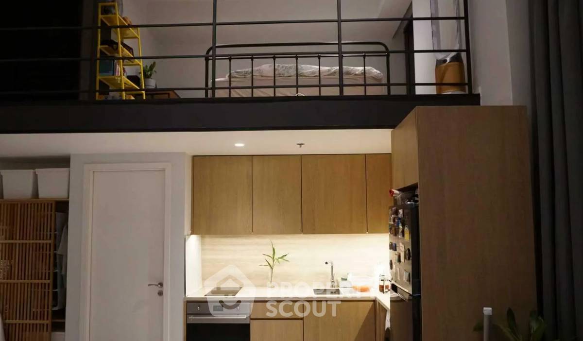 รูป คอนโด 1 ห้องนอน ขนาด 52 ตร.ม. The Lofts Silom ใกล้ BTS สะพานตากสิน 400 ม. (ID 3069539) - รูปที่ 2/7