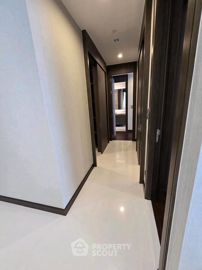 รูป คอนโด 2 ห้องนอน Q1 สุขุมวิท ใกล้ BTS นานา 20 ม. ชั้น 12 ขนาด 108 ตร.ม. (ID 3066954) - รูปที่ 8/18