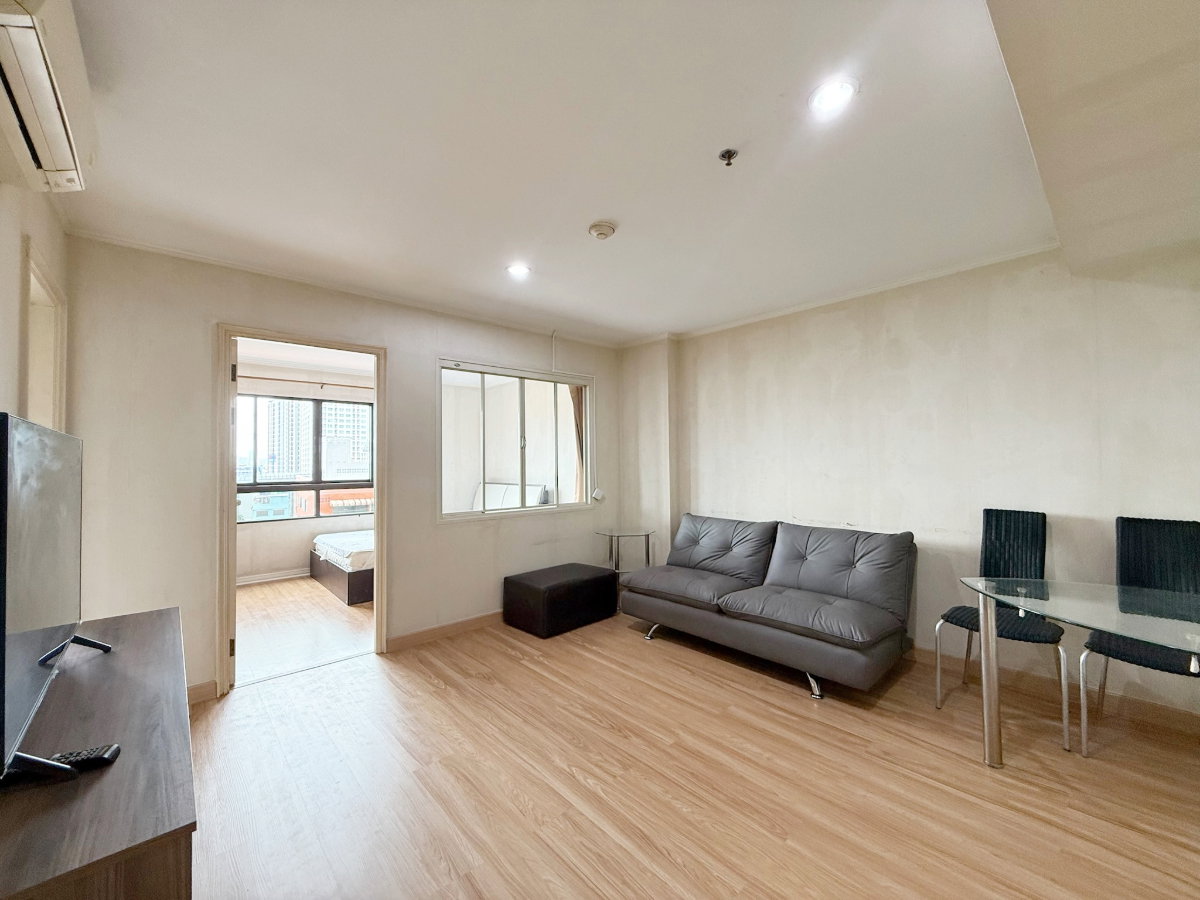 🛋️ Condo for rent lumpini place pinklao 1