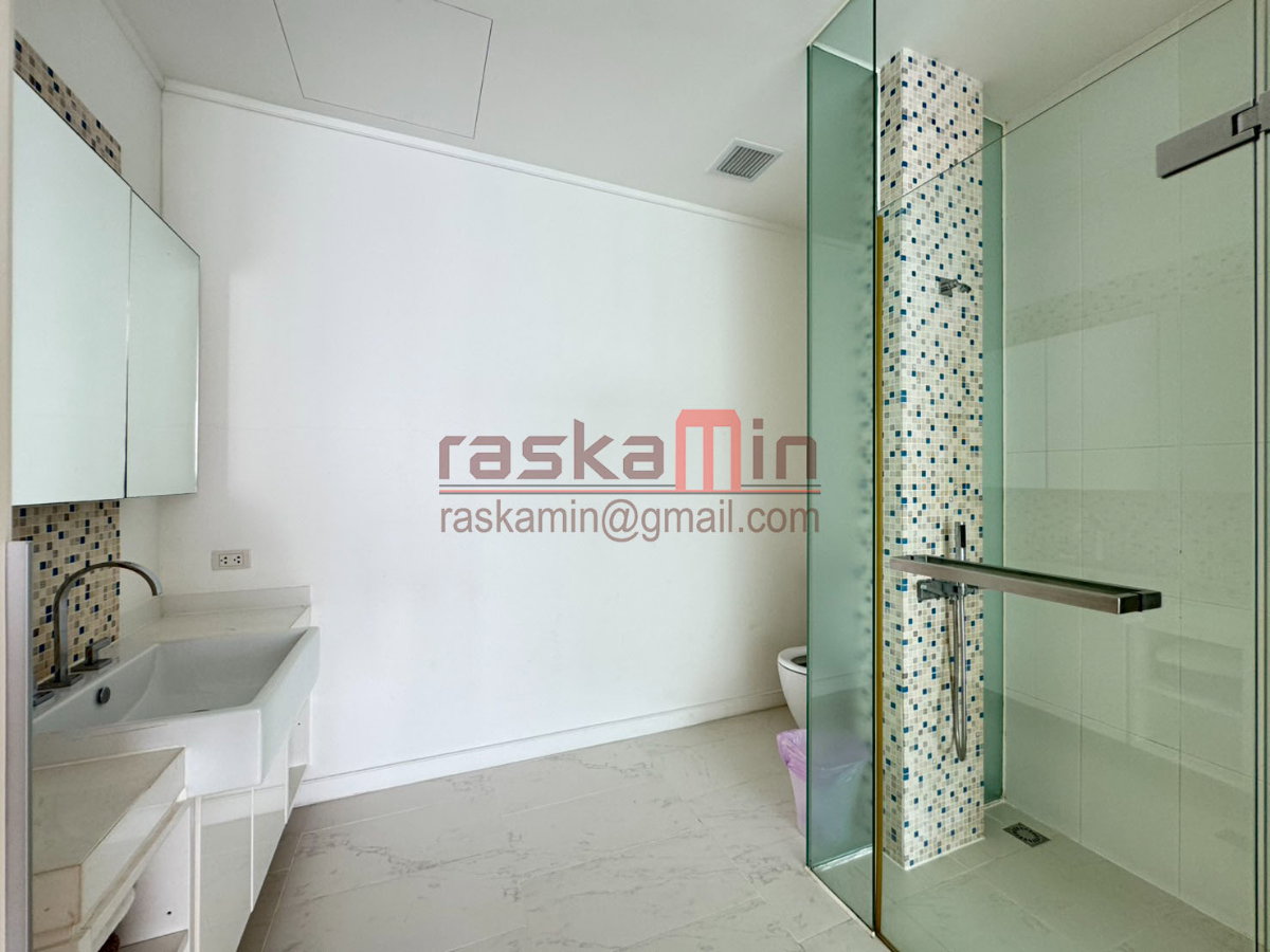 picture  Northpoint Wongamat | For Sale | 1 Bed 1 Bath 82 SQ.M. - 8/12