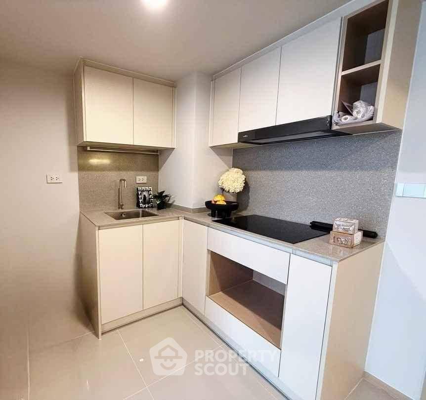 picture 2-BR 79 Sqm Condo At Culture Chula, 300m to MRT Sam Yan (ID 3051132) - 5/13
