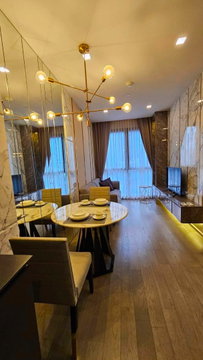 🏙️✨ FOR RENT: Ashton Asoke — LUXURY HIGH-FLOOR LIVING IN THE HEART OF ASOKE!  💰 Rental Price: 30,000 THB/month | 📲 Line ID: @condobkk (with @)  