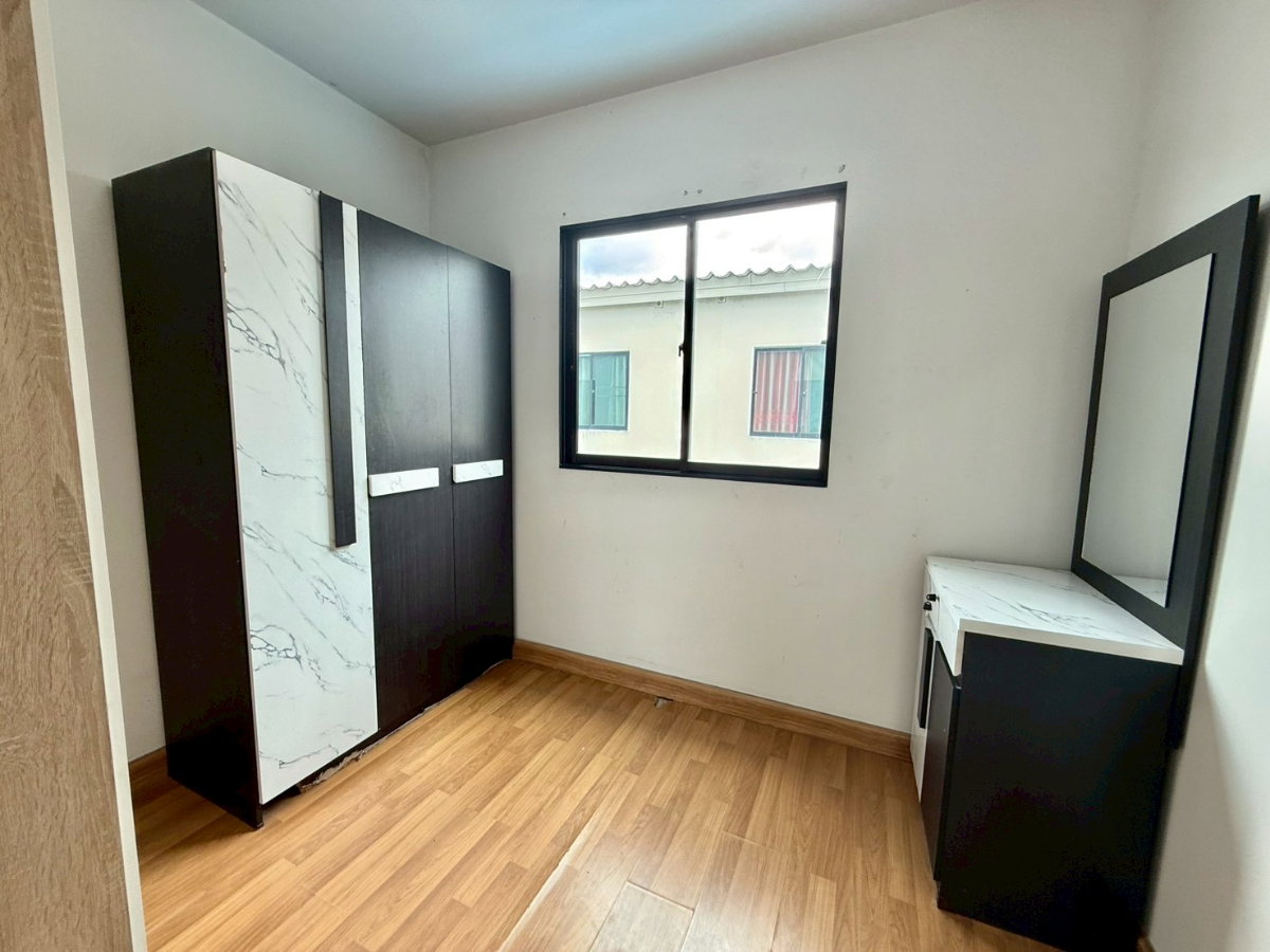 รูป 🏡 #ให้เช่าทาวน์โฮมส์2ชั้นหลังริม ปลูกต้นไม้เลี้ยงสัตว์ได้สวยสวย #โครงการเดอะคอนเนค43 วงแหวนรามอินทรา2 ราคา15,000/เดือน - รูปที่ 14/16