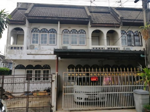 FOR RENT TOWNHOUSE PROPERTY 12000 BAHT per MONTH