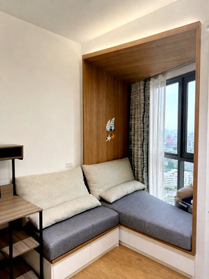 ขายคอนโด : ขายคอนโด Triple Y Residence ห้อง 1 นอน ชั้น 32 วิวสวย 34 ตร.ม. ครบเฟอร์ฯ ติดสามย่านมิตรทาวน์ ใกล้ MRT สามย่าน–จุฬาฯ เพียง 5.5 ล้าน
