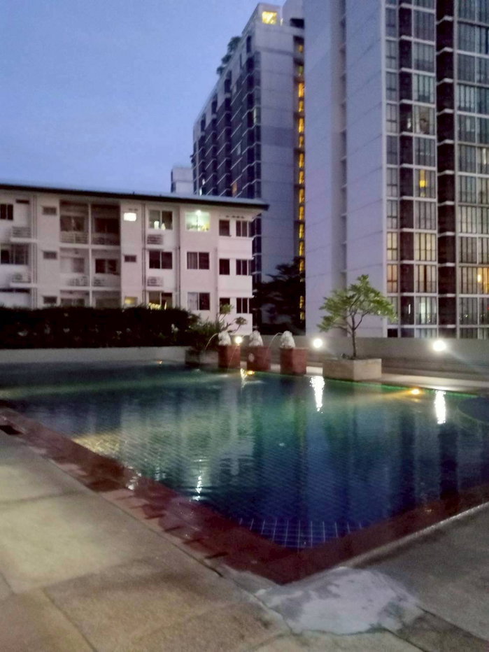 picture Studio room only 150 meters from BTS Udomsuk - 6/10