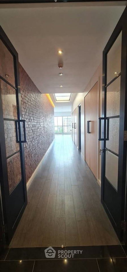 รูป คอนโด 4 ห้องนอน 255 ตร.ม. เพ็ทได้ Penthouse Condominium 3 ใกล้ BTS เอกมัย 300 ม. (ID 3068341) - รูปที่ 5/11