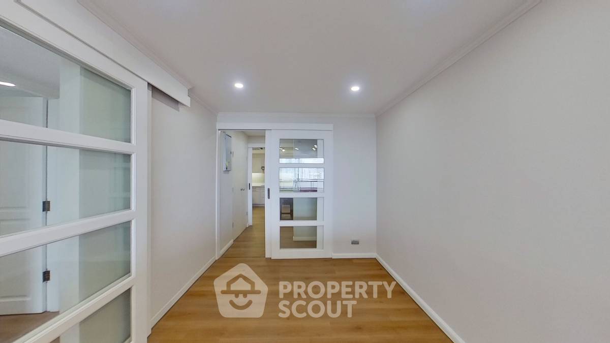 picture 3-BR 251 Sqm Condo At Somkid Gardens, 300m To BTS Chit Lom (ID 1917936) - 16/17