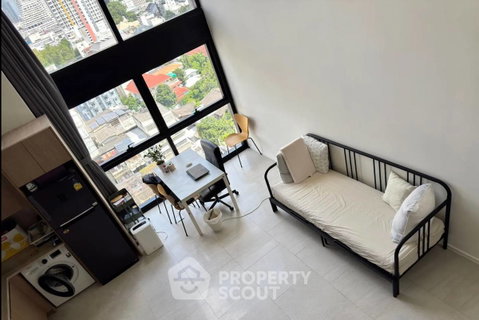 คอนโด 1 ห้องนอน ขนาด 52 ตร.ม. The Lofts Silom ใกล้ BTS สะพานตากสิน 400 ม. (ID 3069539)