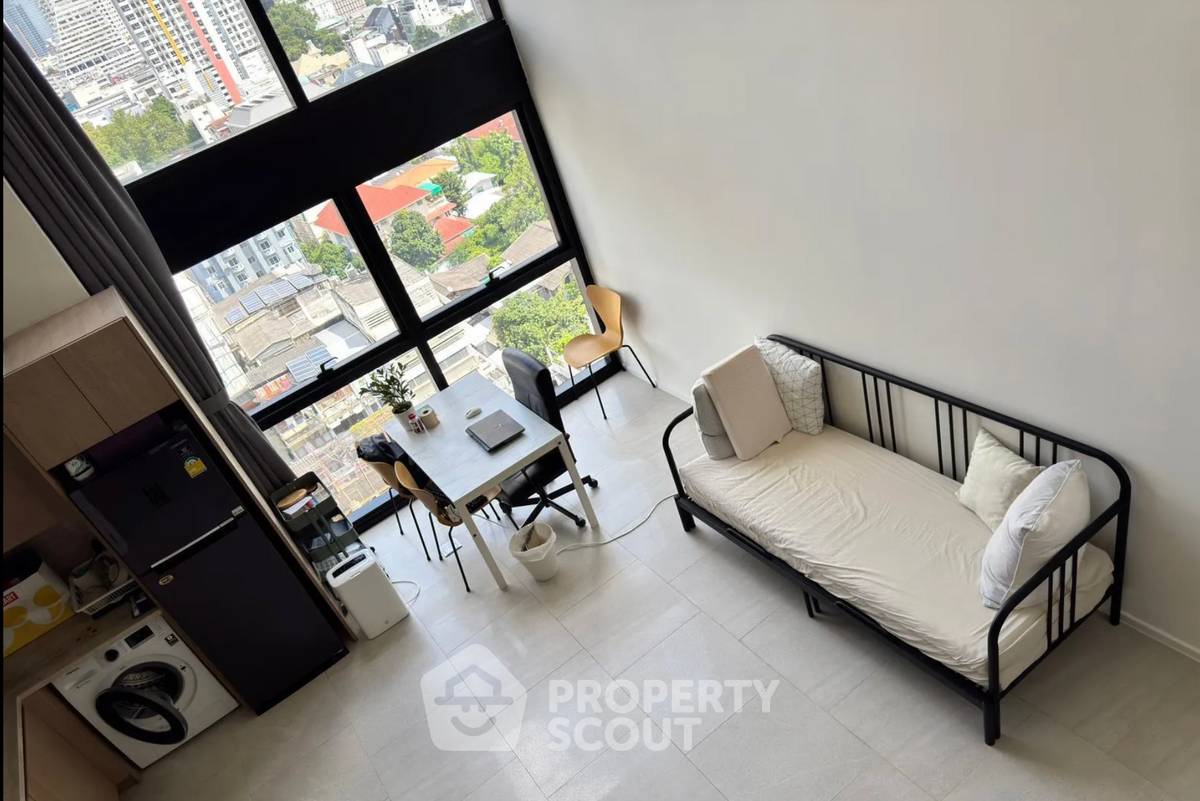 รูป คอนโด 1 ห้องนอน ขนาด 52 ตร.ม. The Lofts Silom ใกล้ BTS สะพานตากสิน 400 ม. (ID 3069539) - รูปที่ 1/7