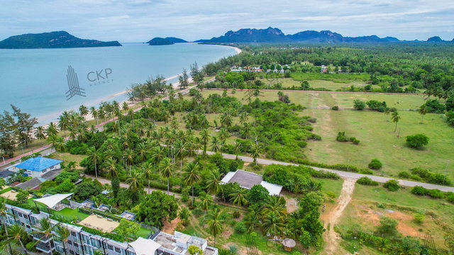 รูป บ้านพร้อมที่ดิน ติดหาดสามร้อยยอด เพียง 30 เมตร ไม่ไกลจากแหล่งท่องเที่ยวและแหล่งของกิน - รูปที่ 5/24