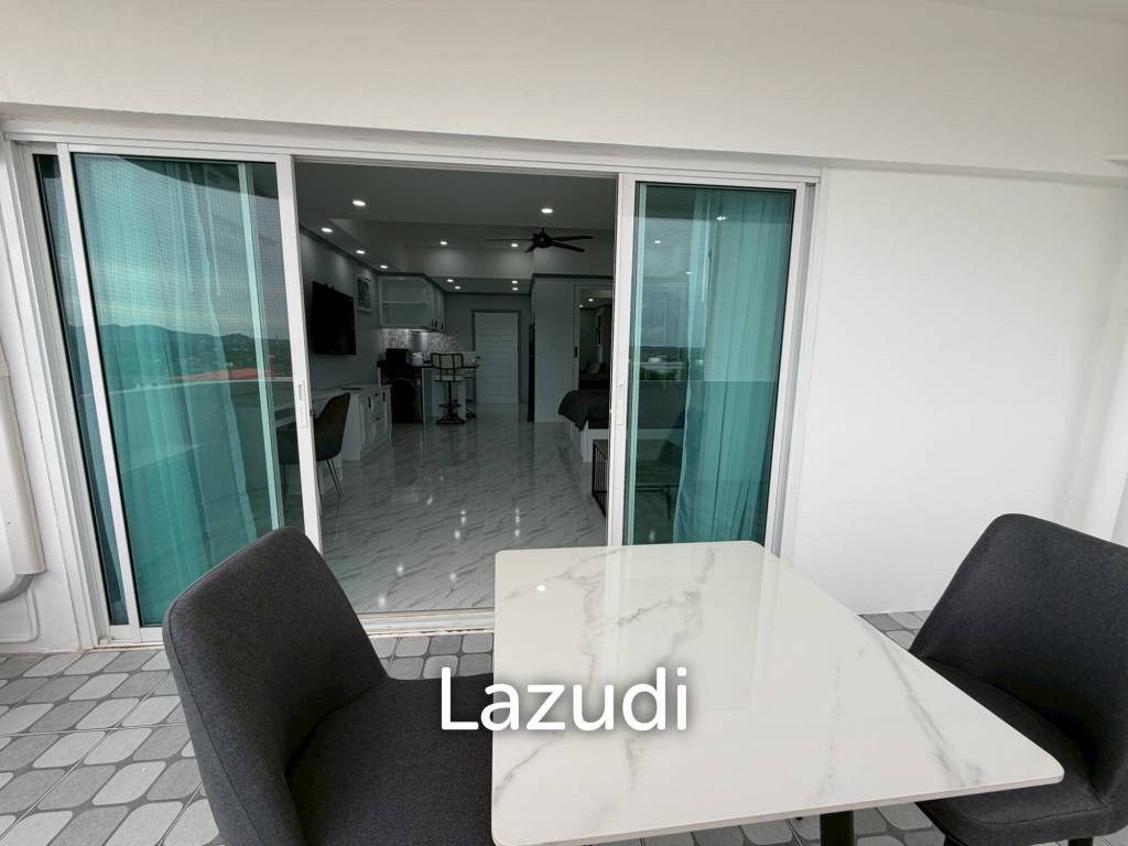 picture Grand View Pattaya Condominium Spacious Modern Studio - 12/14