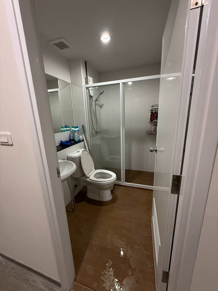 picture 16,000 baht/month 1/1 bed Regent home Sukhumvit 97/1 BTS Bangchak - 12/20