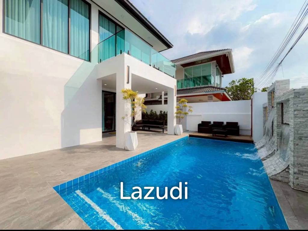picture Newly Renovated 2-Storey Pool Villa for Sale at Eakmongkol - 1/27