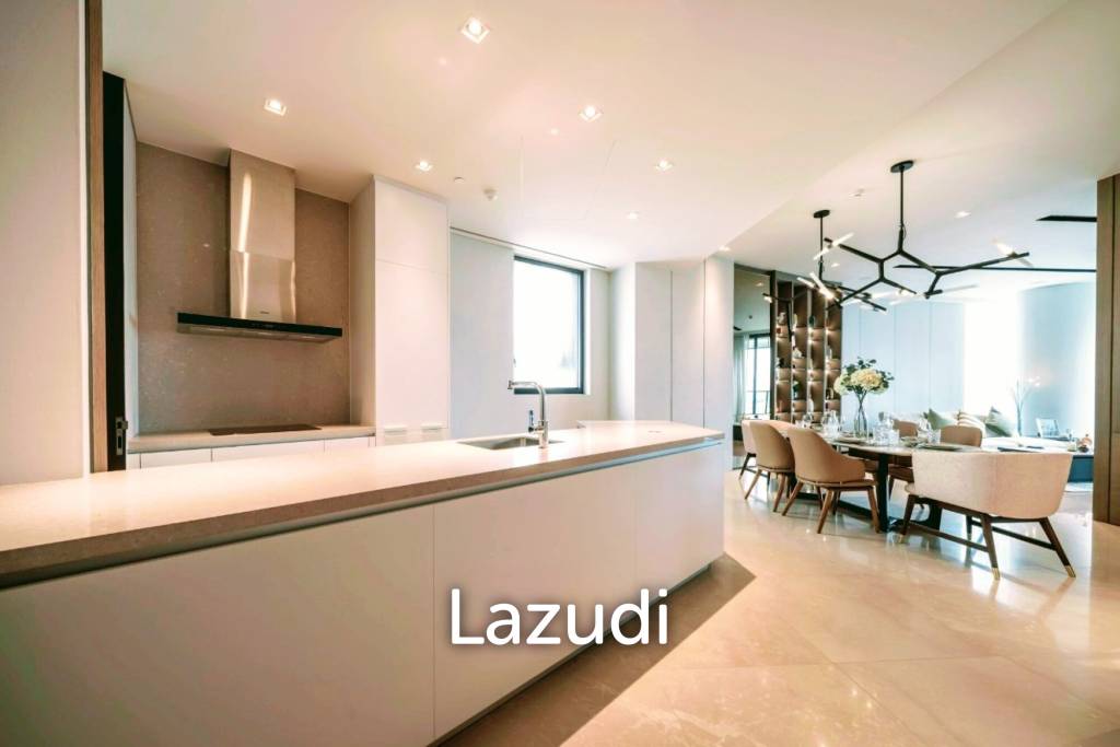 picture 160 sqm riverfront 2-bedroom condo Banyan Tree Residences Khlong San Bangkok - 21/36