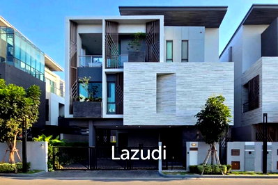 เช่าบ้านเดี่ยว กรุงเทพมหานคร : 4 Bed 5 Bath 440 sqm modern 3 storey detached home in The Gentry Phatthanakan 2