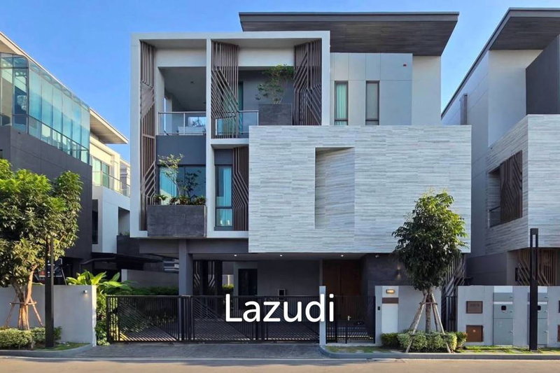 บ้านเดี่ยวให้เช่า : 4 Bed 5 Bath 440 sqm modern 3 storey detached home in The Gentry Phatthanakan 2