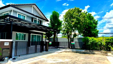 บ้านเดี่ยว ปทุมธานี : บ้านเดี่ยวหลังใหญ่ กว้าง แต่งใหม่ หมู่บ้าน พฤกษ์ลดา1 รังสิตคลอง4 ถนนไสวประชาราษฎร์ ลำลูกกา คลอง4 ลาดสวาย ปทุมธานี 