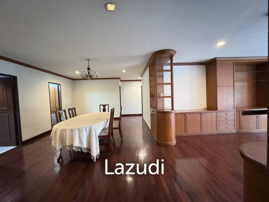 picture 165 sqm 3-Bed Condo on 3rd Floor at Liang Garden Chong Nonsi - 3/10