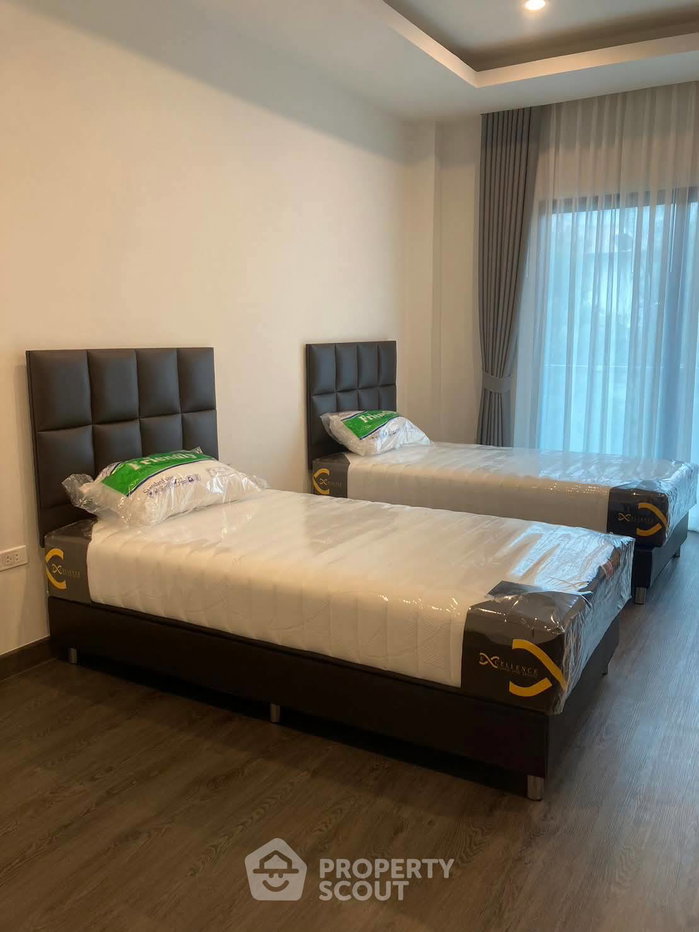 รูป บ้าน 4 ห้องนอน สำหรับขาย ที่ Ekkamai House ใกล้ BTS เอกมัย (เลี้ยงสัตว์ได้) 📍 (ID 3072457) - รูปที่ 12/25