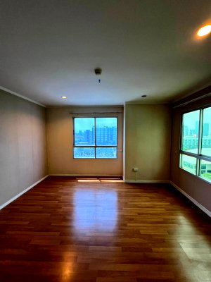 Condos for sale : SALE : Lumpini Park Rama 9-Ratchada  - 1 Bedroom LC251