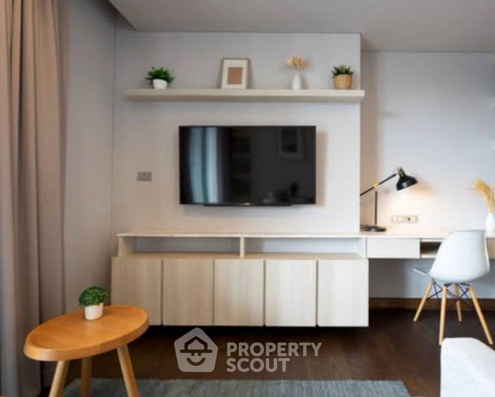 picture 2-BR Condo For Sale At The Lumpini 24, High-Floor 22, BTS Phrom Phong (ID 3072989) - 6/8