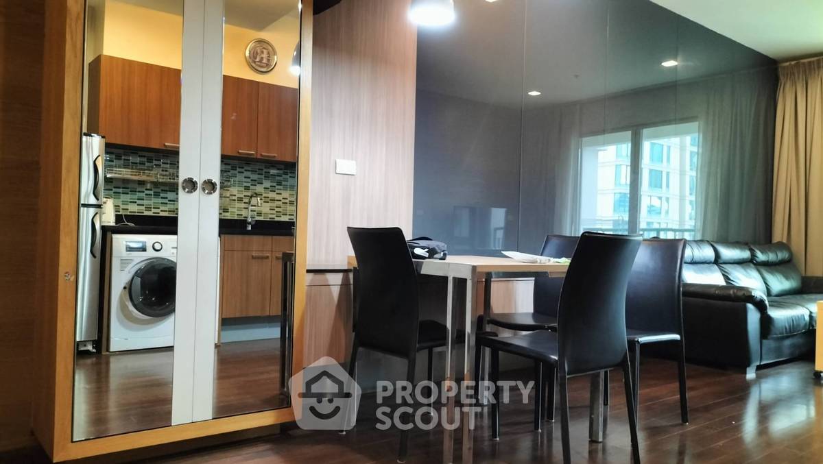 รูป คอนโด 2 ห้องนอน 80 ตร.ม. ราคาโดดเด่น ที่ The Address Chidlom ใกล้ BTS ชิดลม (ID 2285433) - รูปที่ 2/16