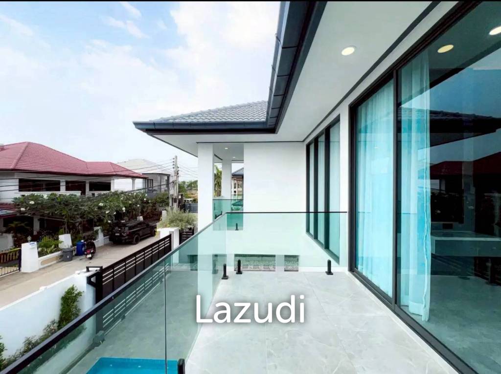 picture Newly Renovated 2-Storey Pool Villa for Sale at Eakmongkol - 22/27