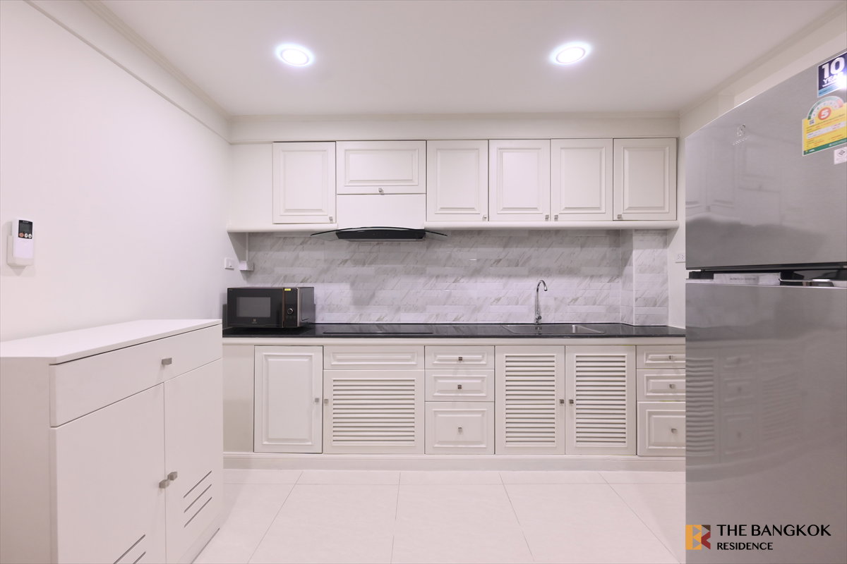 picture Rental Condo ð M Tower Sukhumvit 35, 2BR 120 sq.m. 65K âĻ Beautiful Spacious Unit, Near BTS Phrom Phong - 8/9
