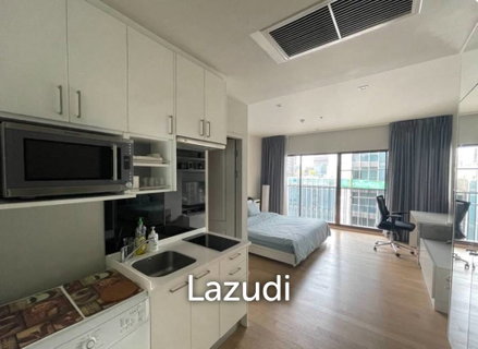 รูปภาพ 32 sqm high floor condo in Noble Refine Khlong Toei Bangkok