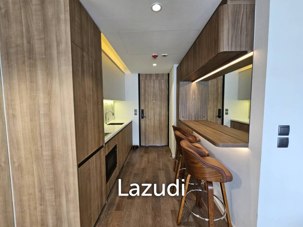 รูป 43 sqm modern 1 bedroom condo on 19th floor at MUNIQ Sukhumvit 23 Bangkok - รูปที่ 4/11