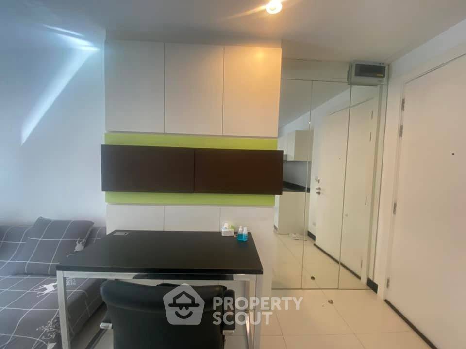รูป คอนโด 1 ห้องนอน ขนาด 40 ตร.ม. ขายที่ โวค สุขุมวิท 16 ใกล้ MRT ศูนย์สิริกิติ์ (ID 635769) - รูปที่ 5/6