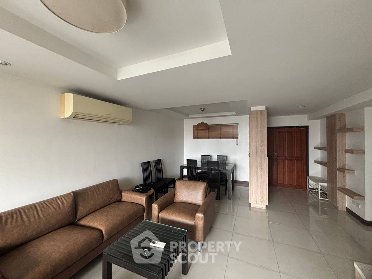 รูป คอนโด 3 ห้องนอน 133 ตร.ม. รอยัล คาสเซิล สุขุมวิท ใกล้ BTS พร้อมพงษ์ 400 ม. (ID 3072710) - รูปที่ 1/5