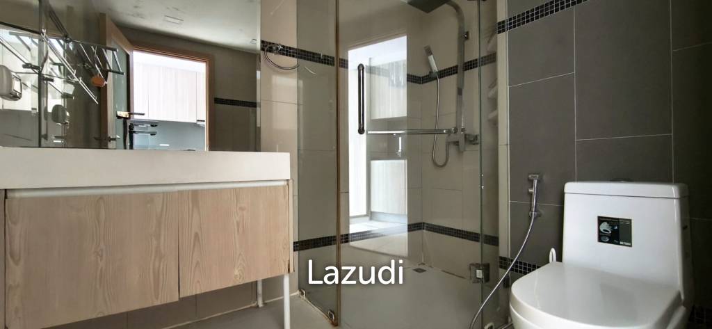 picture Modern Studio Condo for Sale at Laguna Bay 1 - 9/10
