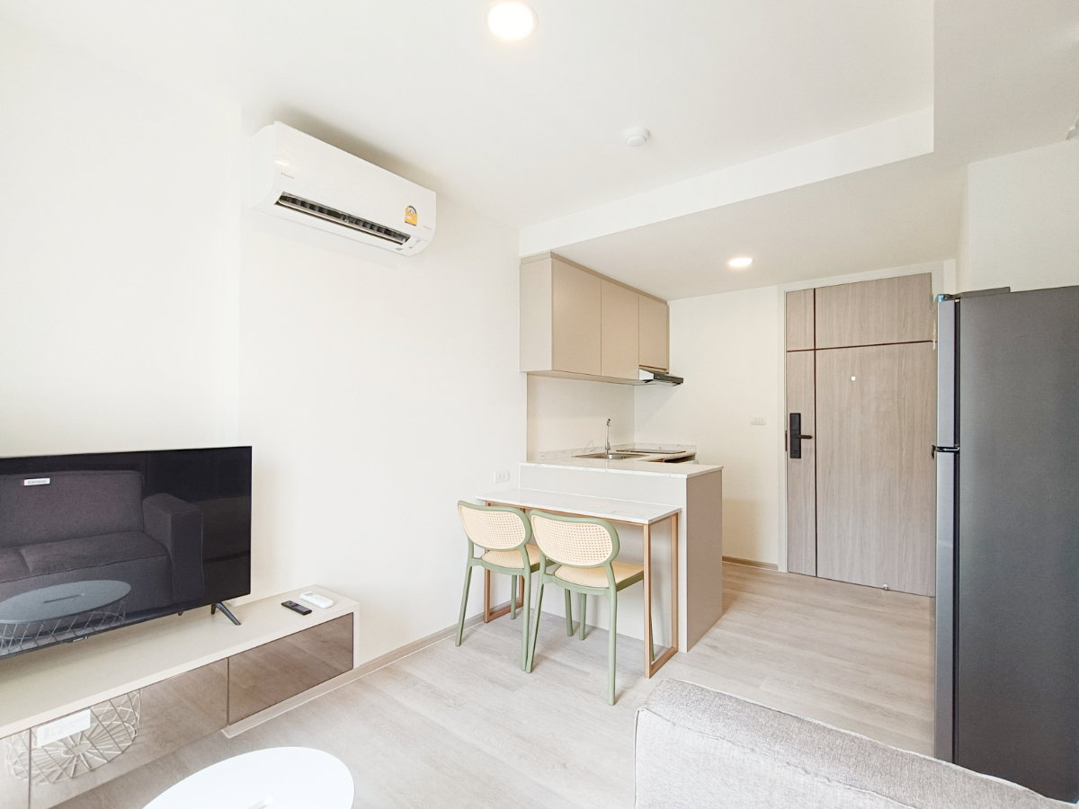 picture Maxxi Prime NEW decoration room ! LOW Price ! ready to move in - 4/9