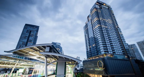 🔥 Available Now! Q1 Sukhumvit - Book Before It's Gone! 🔥