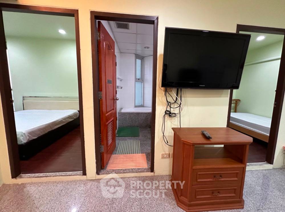 รูป คอนโด 2 ห้องนอน ศุภรณ์เฮ้าส์ ชั้น 15 ใกล้ BTS สะพานสารสิน 90 ม. (ID 1512263) - รูปที่ 6/12