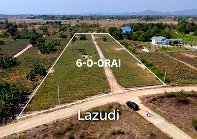 ที่ดิน ม.ศิลปากรวิทยาเขตสารสนเทศเพชรบุรี : ที่ดินเพื่อการพัฒนา 6 ไร่ ในหินเหล็กไฟ หัวหิน