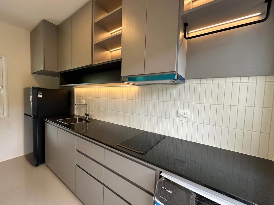 รูป บ้านแฝด 2 ชั้น สไตล์โมเดิร์นในโครงการอณาสิริ พายัพ บ้านสวย สภาพดี ตกแต่ง Built-in พร้อมเฟอร์นิเจอร์และเครื่องใช้ไฟฟ้า ใกล้กงศุลอเมริกาHS-3 - รูปที่ 10/19