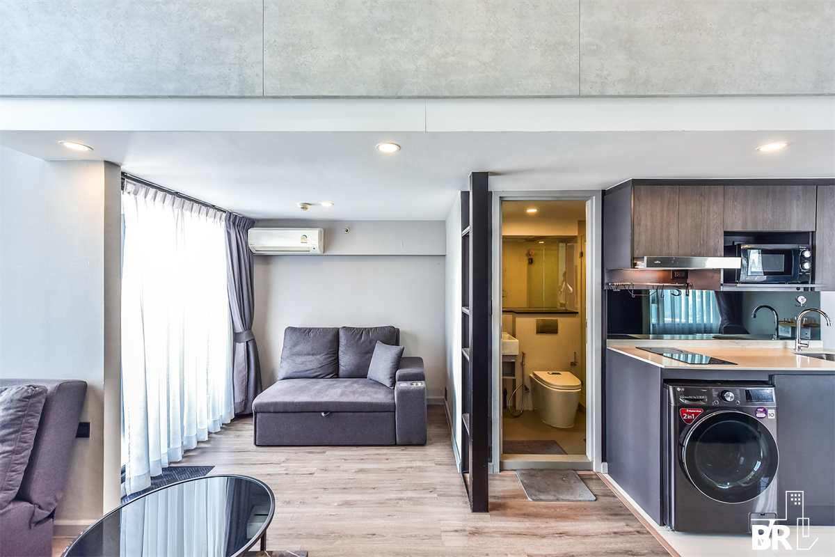 picture KnightsBridge Prime Sathorn Easy Start with a City Dweller Lifestyle - 5/10